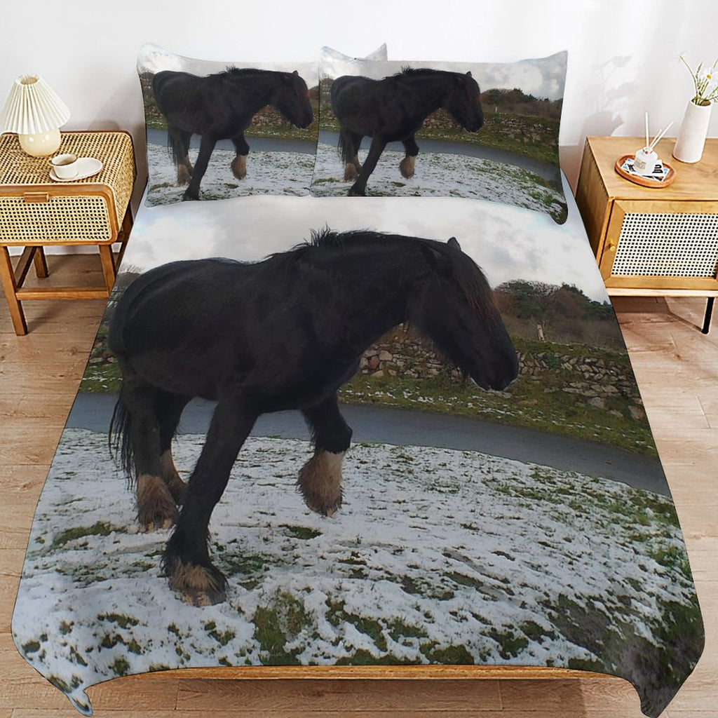 snow scene horse 3-Piece Bedding Set (1 Duvet Cover + 2 Pillow Shams) 3-Piece Bedding Set 102"×90" (1 Quilt Cover + 2 Pillowcases)