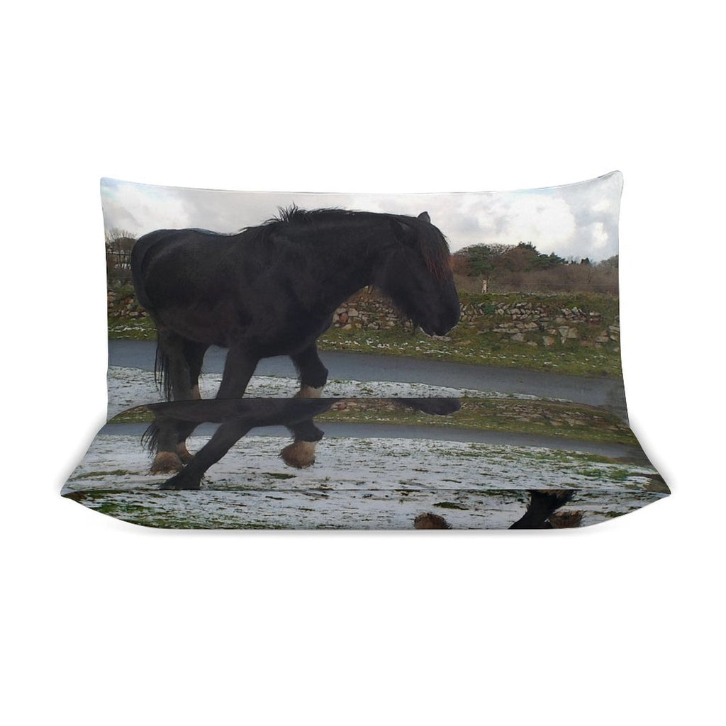 snow scene horse 3-Piece Bedding Set (1 Duvet Cover + 2 Pillow Shams) 3-Piece Bedding Set 102"×90" (1 Quilt Cover + 2 Pillowcases)